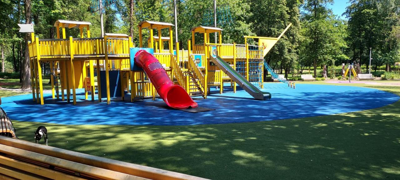 Apartamenty Oswiecim Klimatyzacja Air-Conditioned Luaran gambar